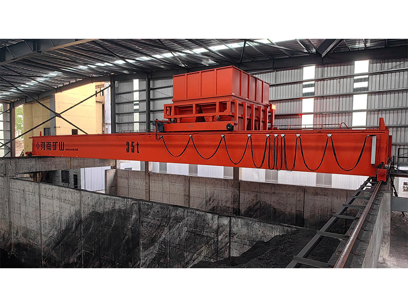 “矿源”智造，超等引擎｜自动布料起沉机